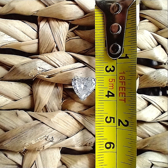 Gold Ring 14k Solid White Gold CZ Heart Shaped Ring - Picture 13 of 15